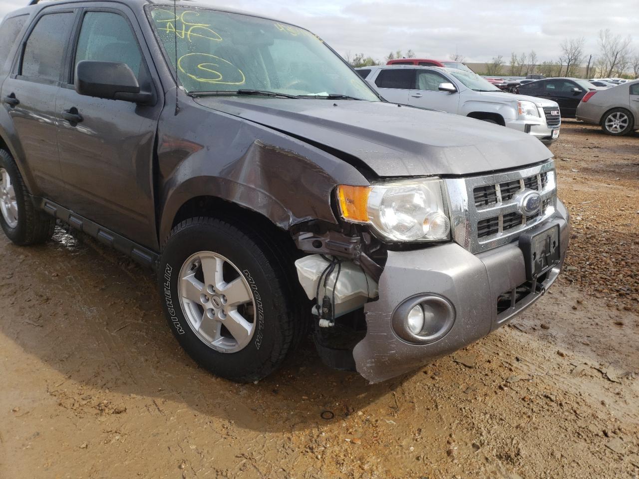 Photo 9 from auction – 2009 FORD ESCAPE XLT with VIN 1FMCU03G19KC58440
