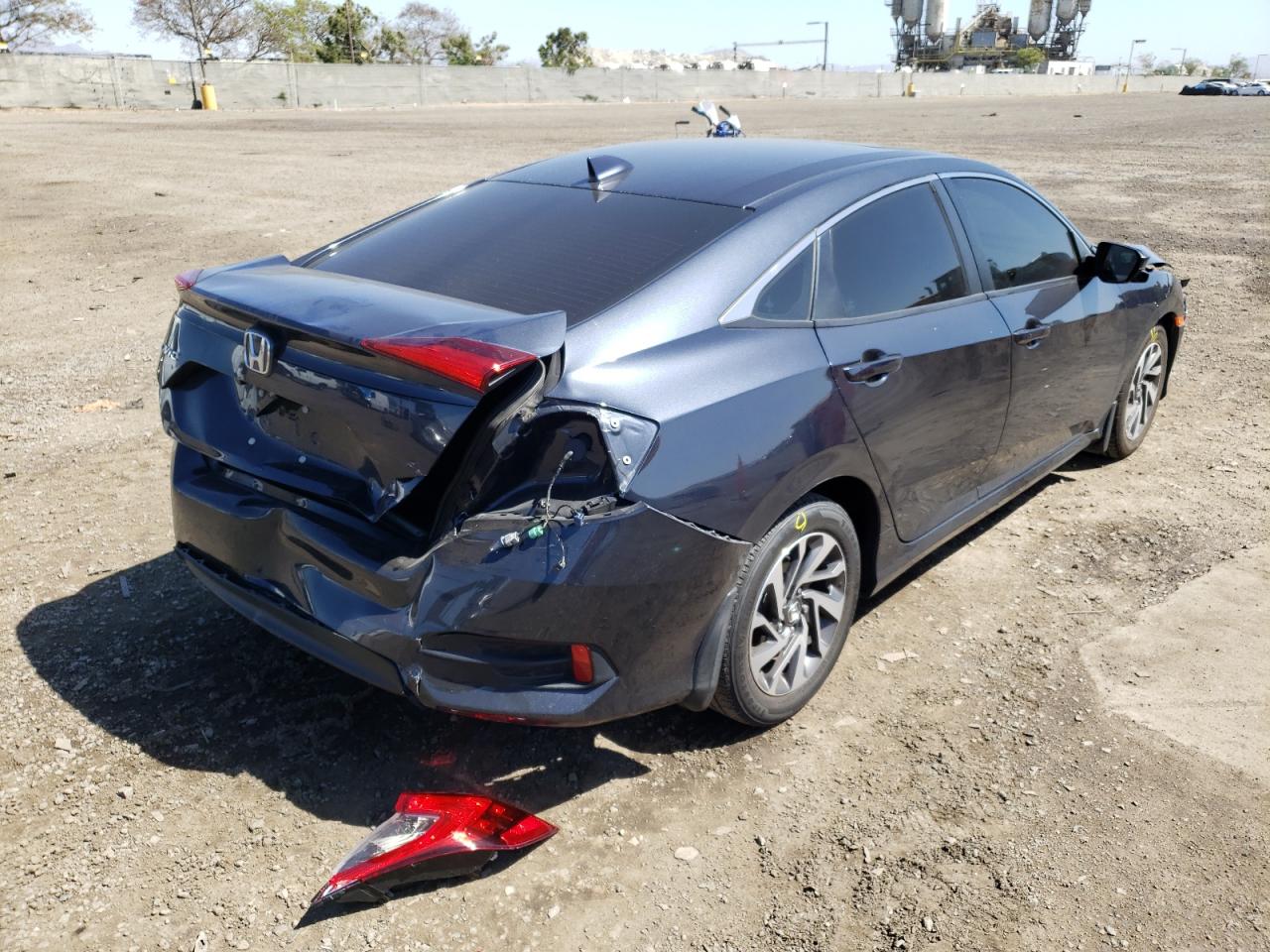 Photo 4 from auction – 2017 HONDA CIVIC EX with VIN 2HGFC2F74HH541319