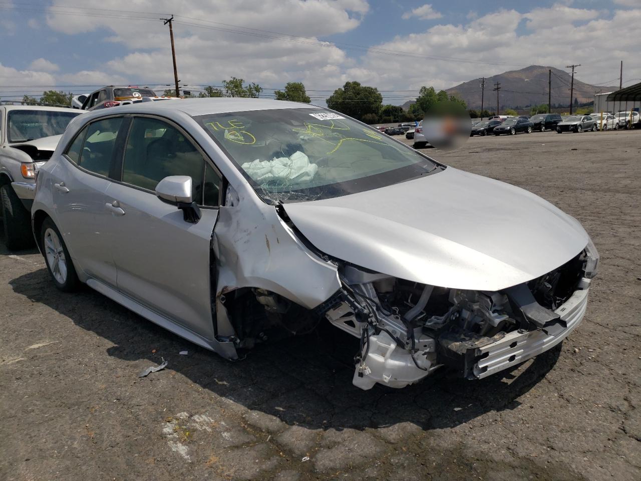 TOYOTA COROLLA SE 2019 with VIN JTNK4RBE2K3068470 - Photo from auction