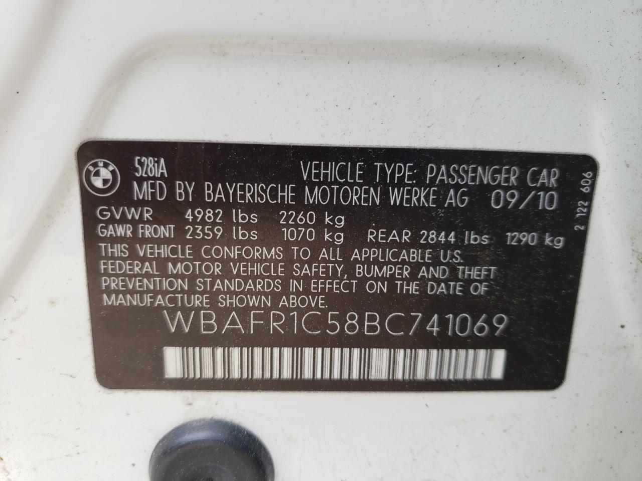 Photo 10 from auction – 2011 BMW 528 I with VIN WBAFR1C58BC741069