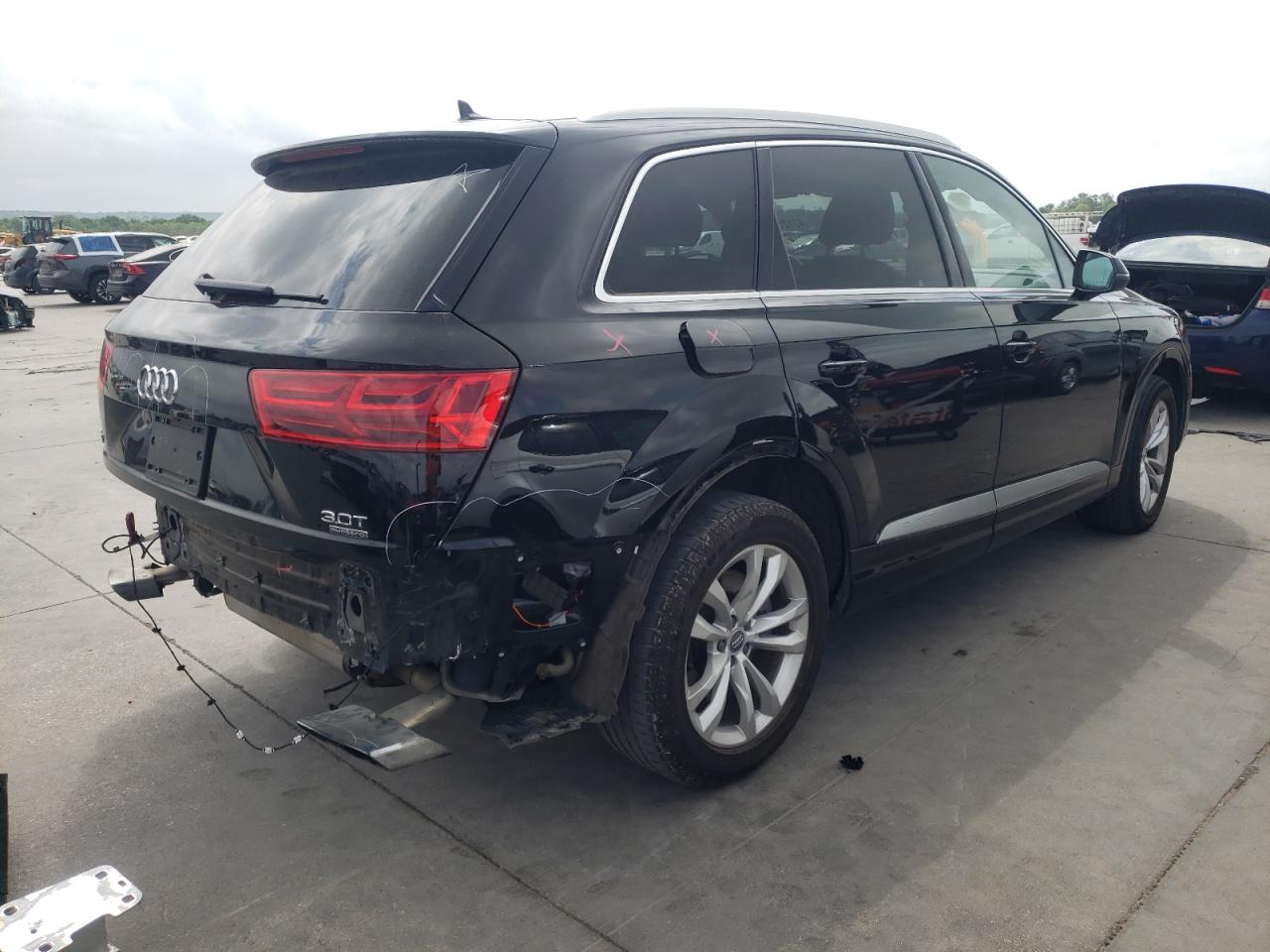 Photo 4 from auction – 2017 AUDI Q7 PREMIUM with VIN WA1AAAF72HD007462