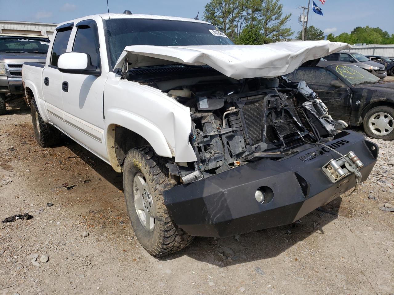 Фото 1 с аукциона – 2004 CHEVROLET SILVERADO с VIN 2GCEK13T741295880