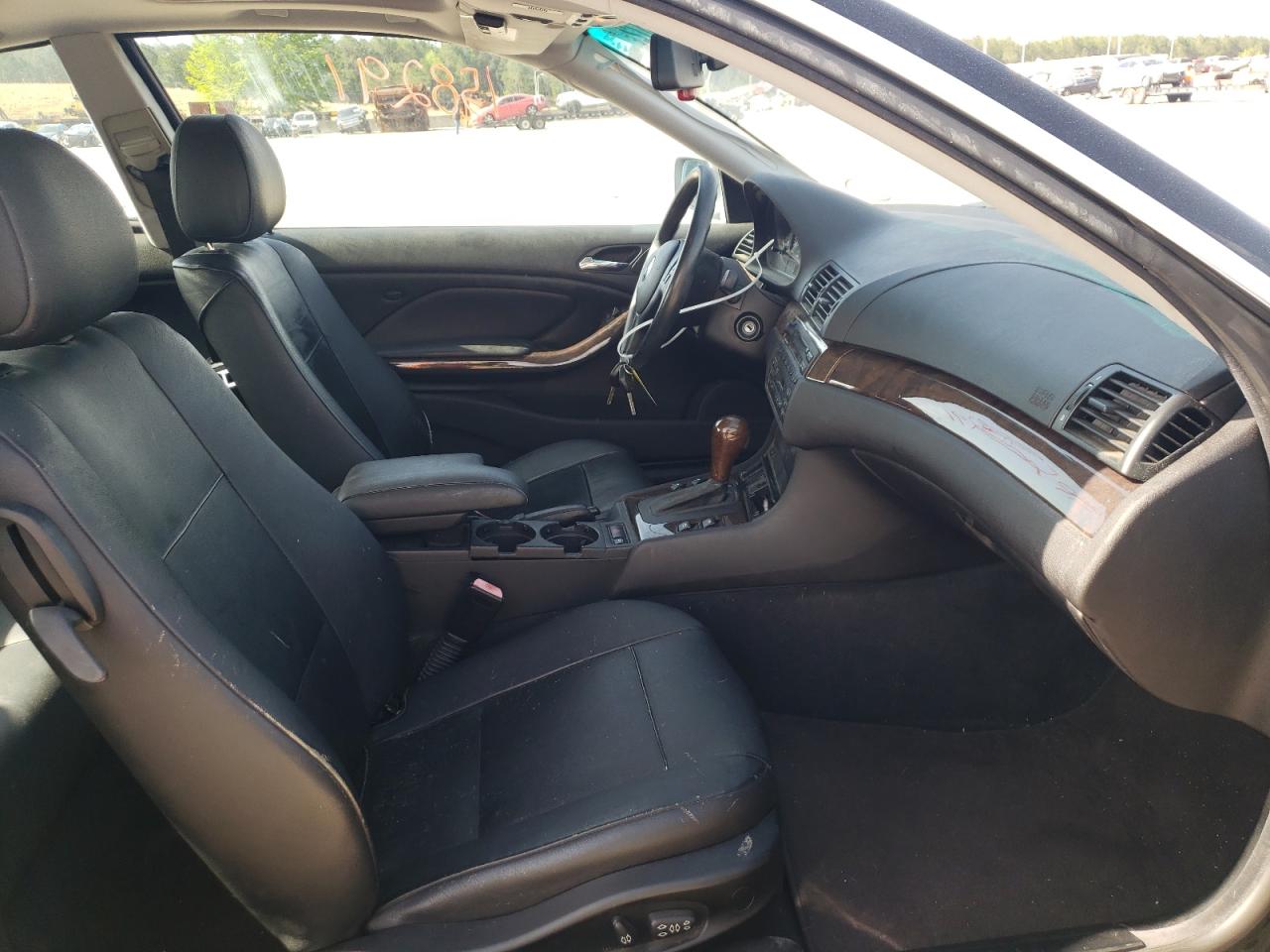 Photo 5 from auction – 2003 BMW 325 CI with VIN WBABN73433PJ16111