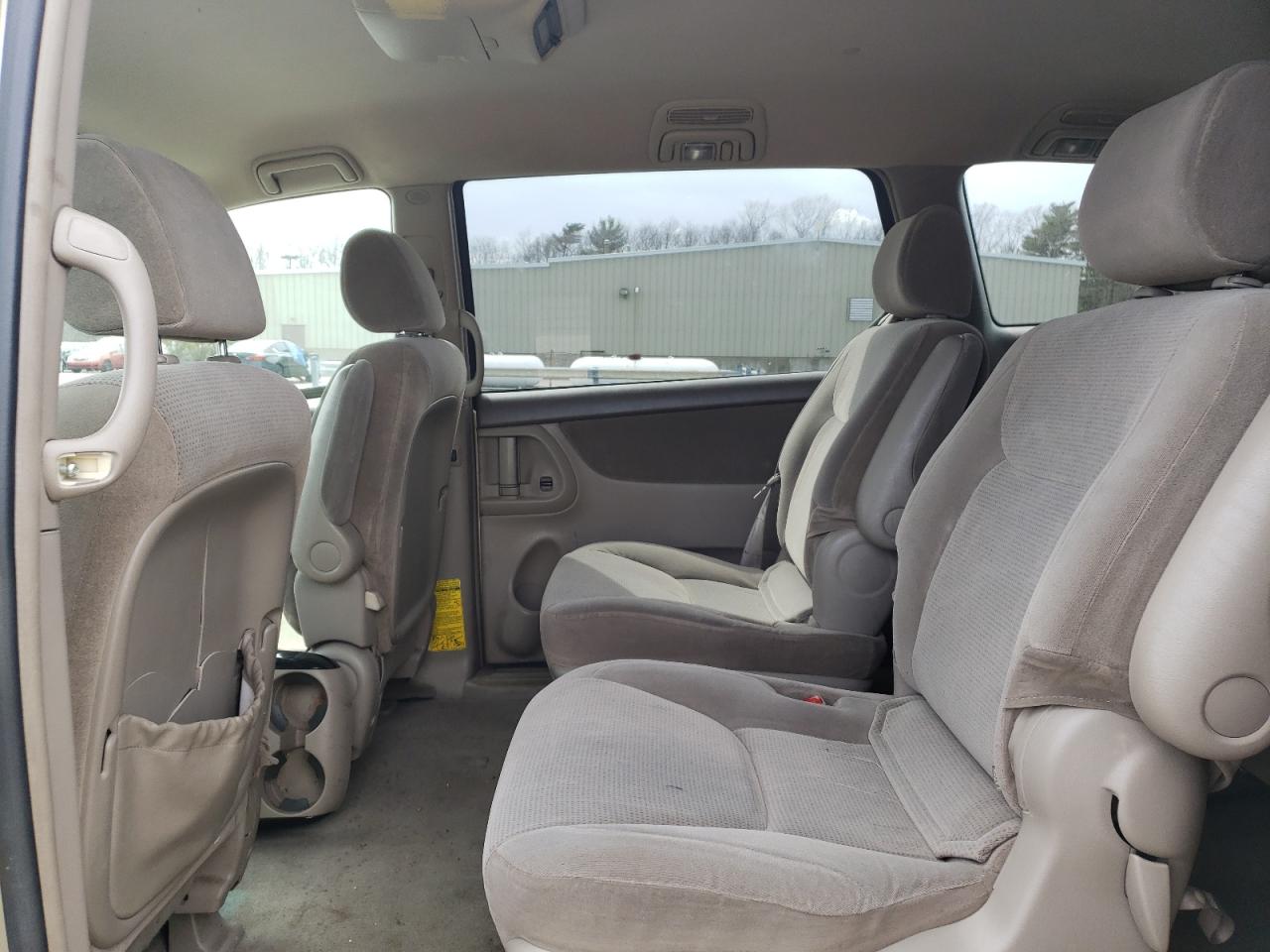 Photo 6 from auction – 2004 TOYOTA SIENNA CE with VIN 5TDZA23C64S000416