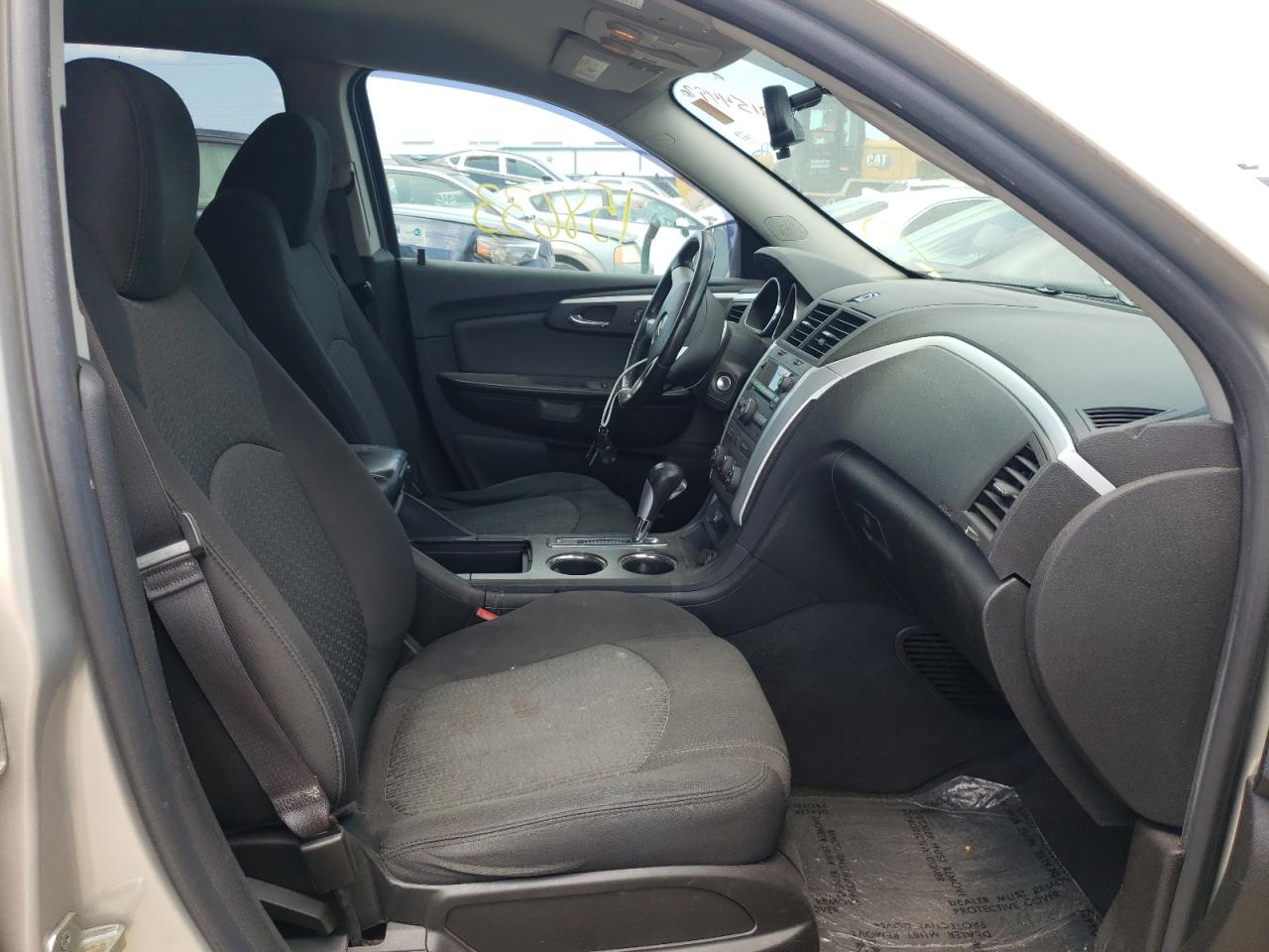 Photo 5 from auction – 2011 CHEVROLET TRAVERSE L with VIN 1GNKRGED9BJ142290