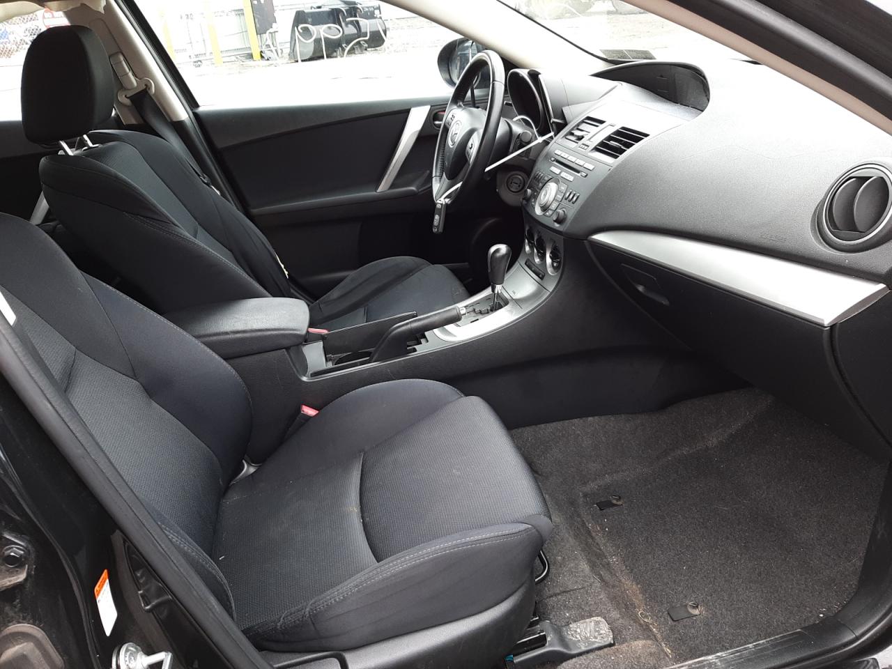 Photo 5 from auction – 2011 MAZDA 3 S with VIN JM1BL1K64B1417237