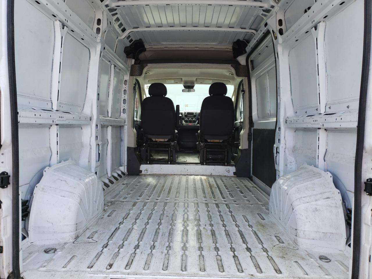 Photo 6 from auction – 2020 RAM PROMASTER with VIN 3C6TRVBG6LE127090