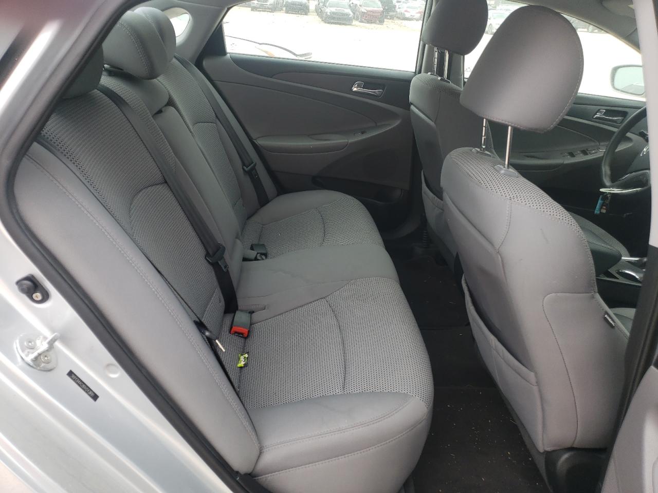Photo 6 from auction – 2011 HYUNDAI SONATA GLS with VIN 5NPEB4AC8BH243691