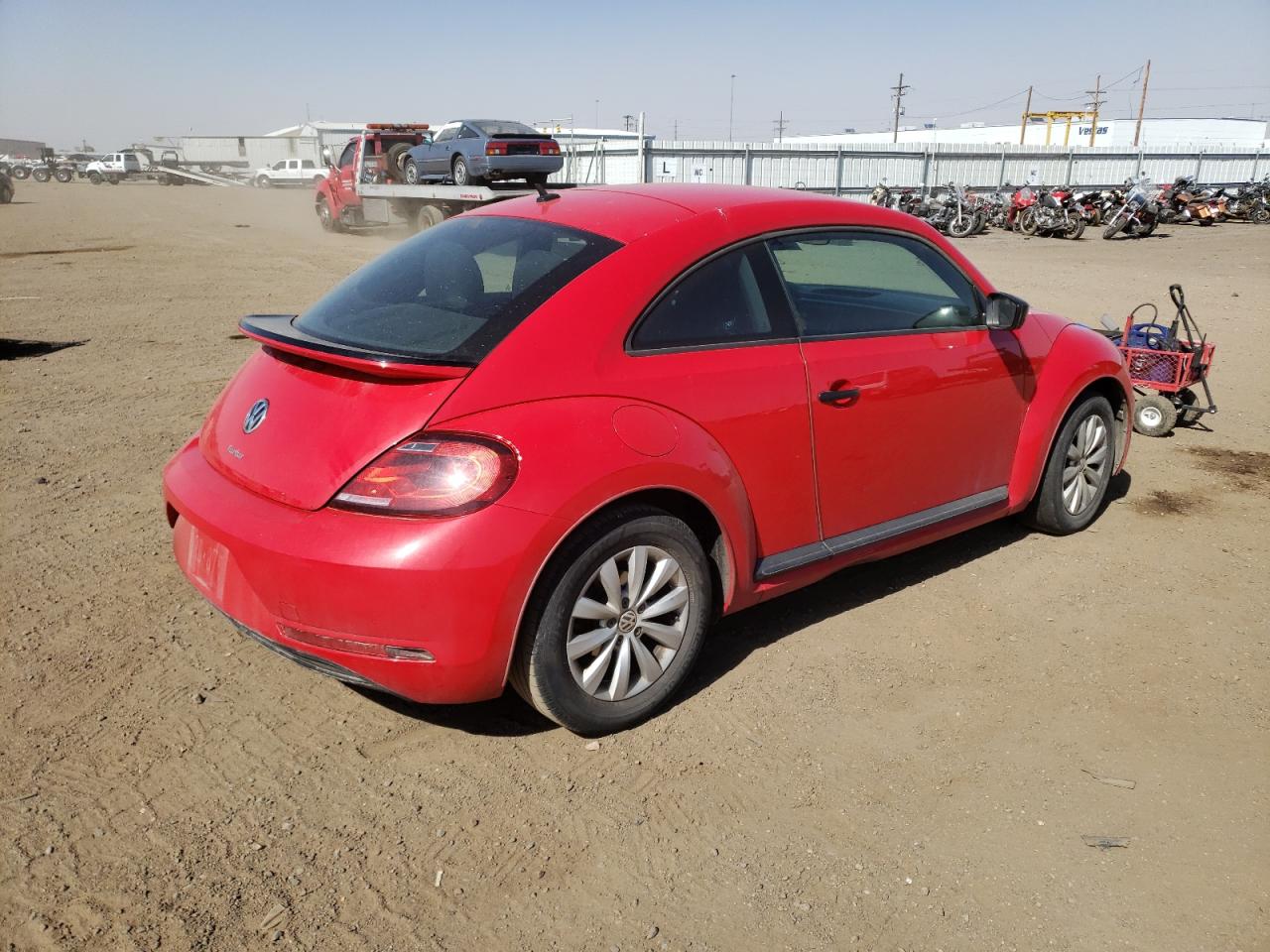 Photo 4 from auction – 2017 VOLKSWAGEN BEETLE 1.8 with VIN 3VWF17AT4HM602866