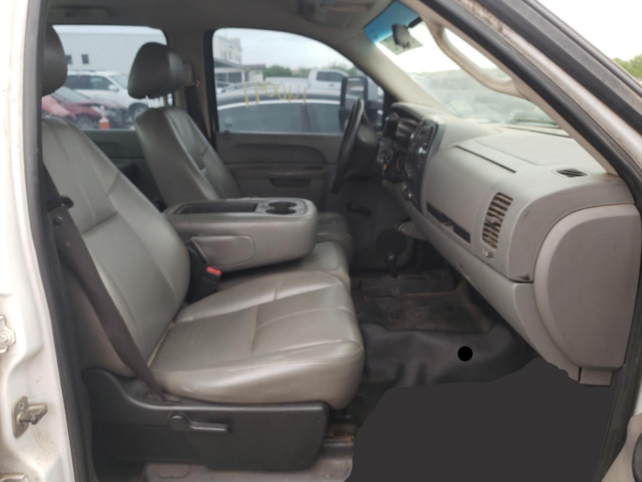 Photo 5 from auction – 2011 CHEVROLET SILVERADO with VIN 1GC1KVCG2BF101111