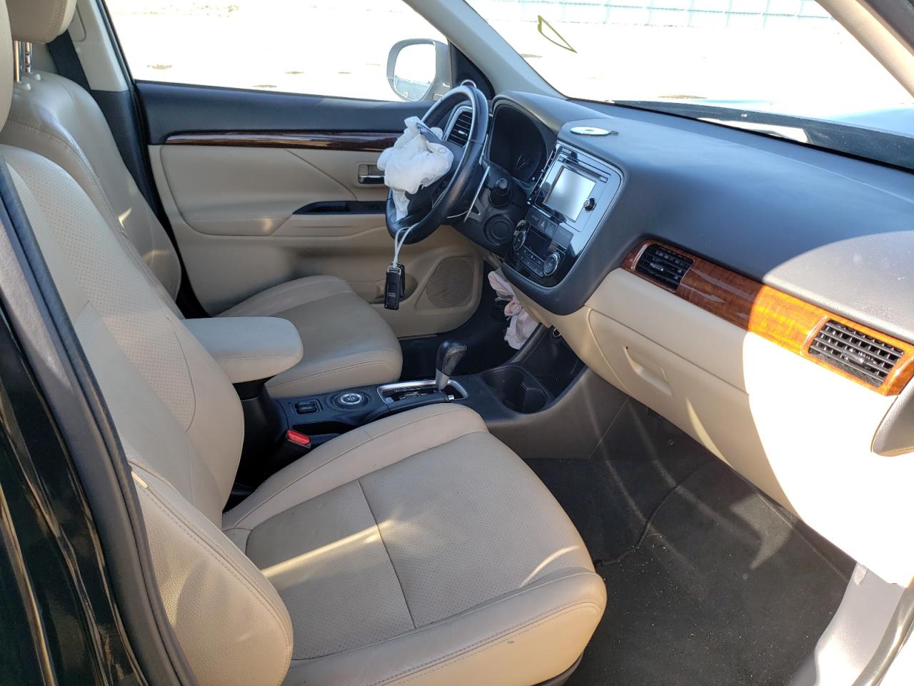 Photo 5 from auction – 2014 MITSUBISHI OUTLANDER with VIN JA4JZ4AX0EZ008481