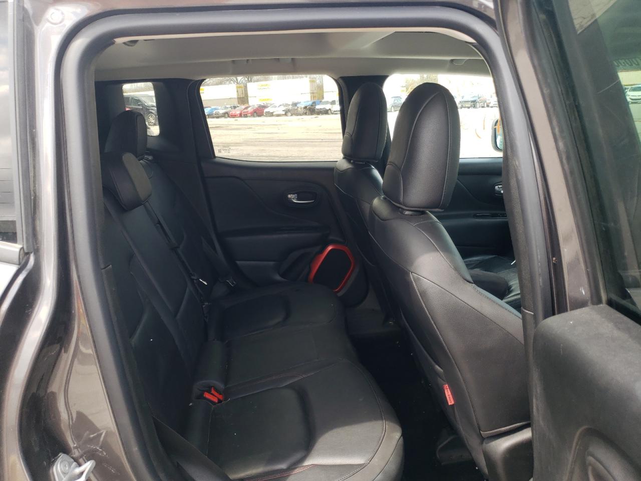 Photo 6 from auction – 2017 JEEP RENEGADE T with VIN ZACCJBCB4HPF51234