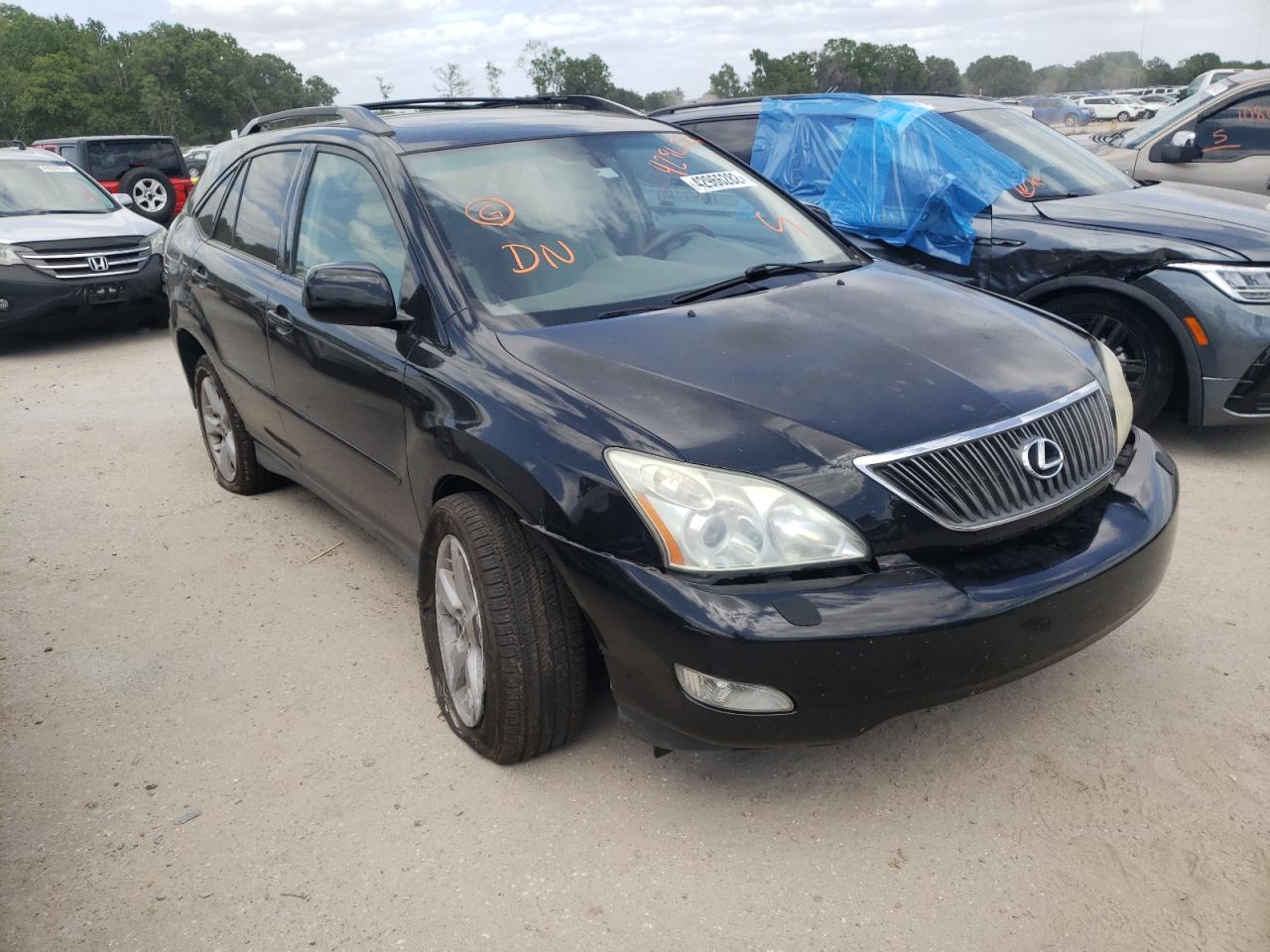 LEXUS RX 350 2007 with VIN 2T2GK31U97C025082 - Photo from auction