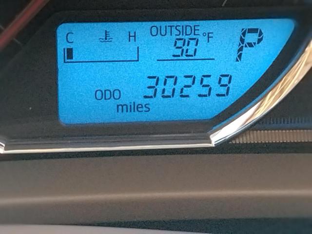 Photo 8 from auction – 2014 TOYOTA RAV4 LIMIT with VIN 2T3YFREV6EW074875