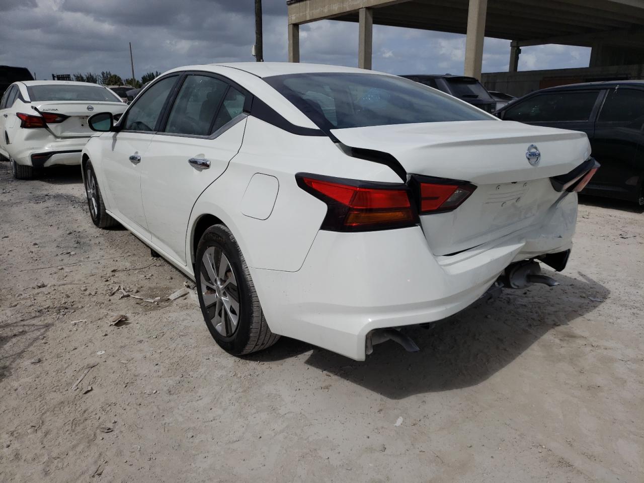 Photo 3 from auction – 2021 NISSAN ALTIMA S with VIN 1N4BL4BV5MN362128