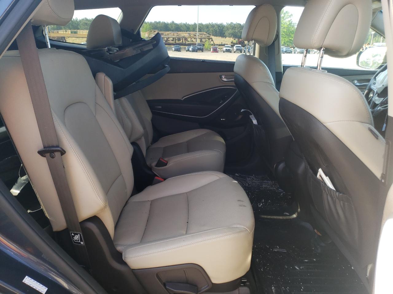 Photo 6 from auction – 2016 HYUNDAI SANTA FE S with VIN KM8SR4HF9GU140836
