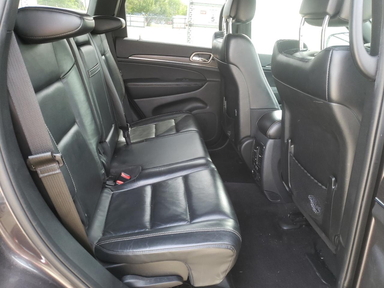 Photo 6 from auction – 2017 JEEP GRAND CHER with VIN 1C4RJFBG4HC756524