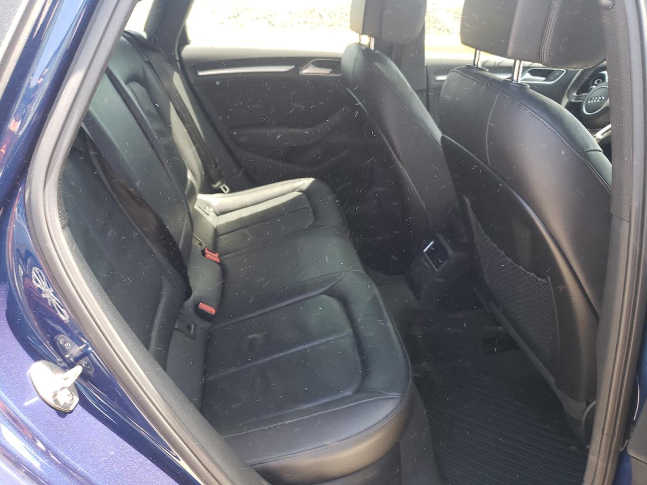 Photo 6 from auction – 2015 AUDI UK with VIN WAUBFGFF0F1125432