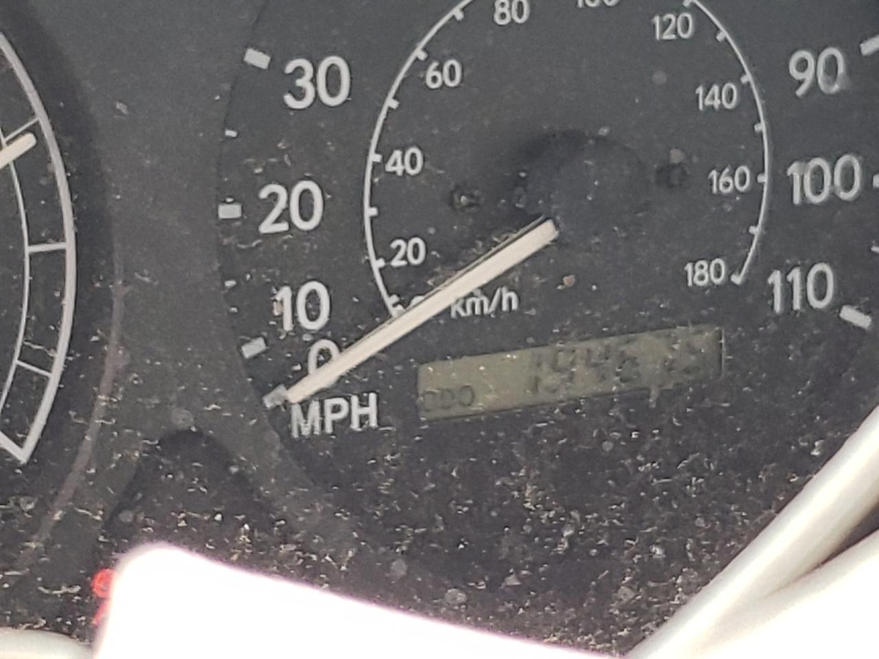Photo 8 from auction – 2000 TOYOTA COROLLA VE with VIN 1NXBR12E4YZ330673