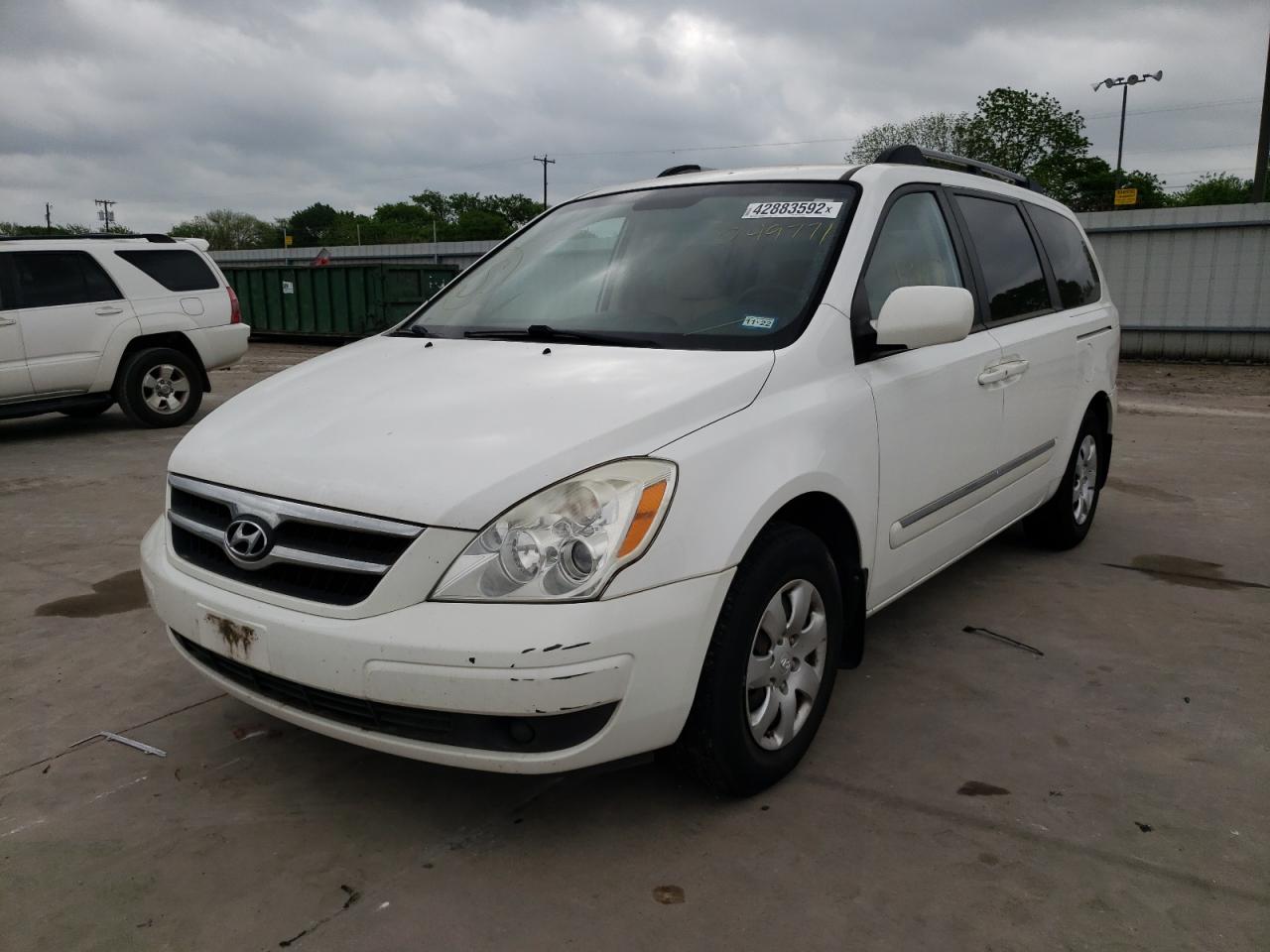 Photo 2 from auction – 2008 HYUNDAI ENTOURAGE with VIN KNDMC233486049771