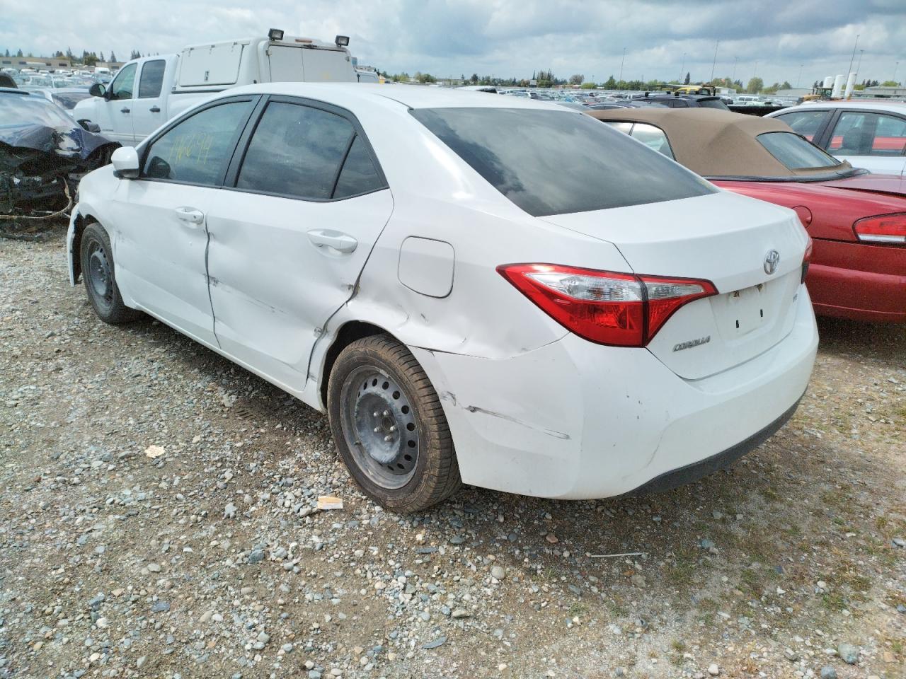 Photo 3 from auction – 2016 TOYOTA COROLLA L with VIN 2T1BURHE3GC586937