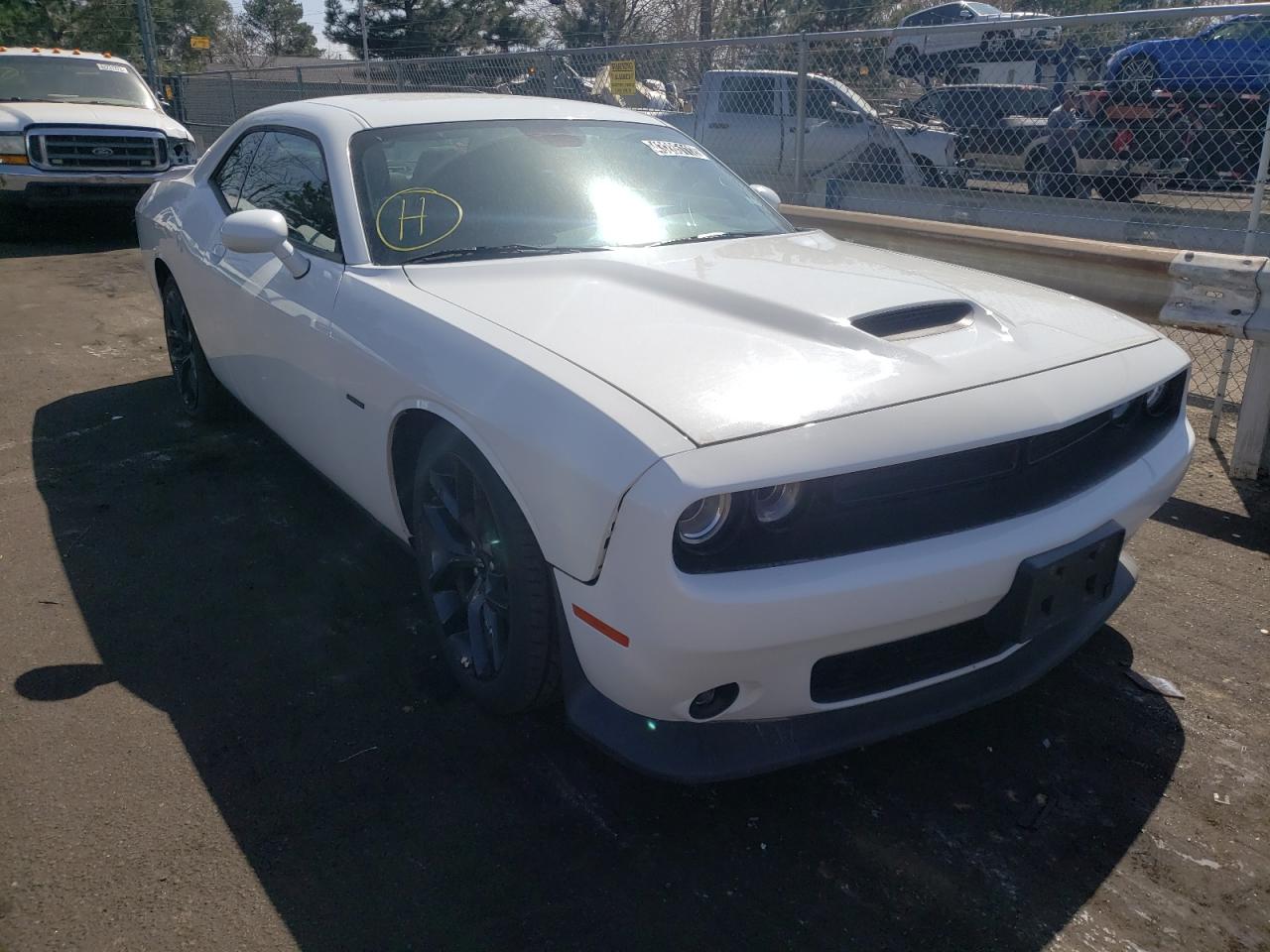 DODGE CHALLENGER 2019 with VIN 2C3CDZBT1KH655395 - Photo from auction