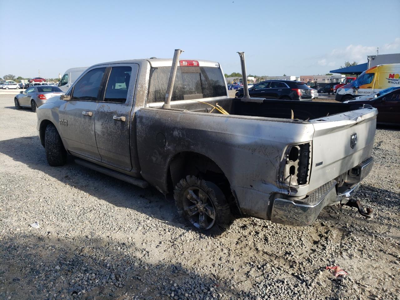 Photo 3 from auction – 2017 RAM 1500 SLT with VIN 1C6RR6GG6HS730182