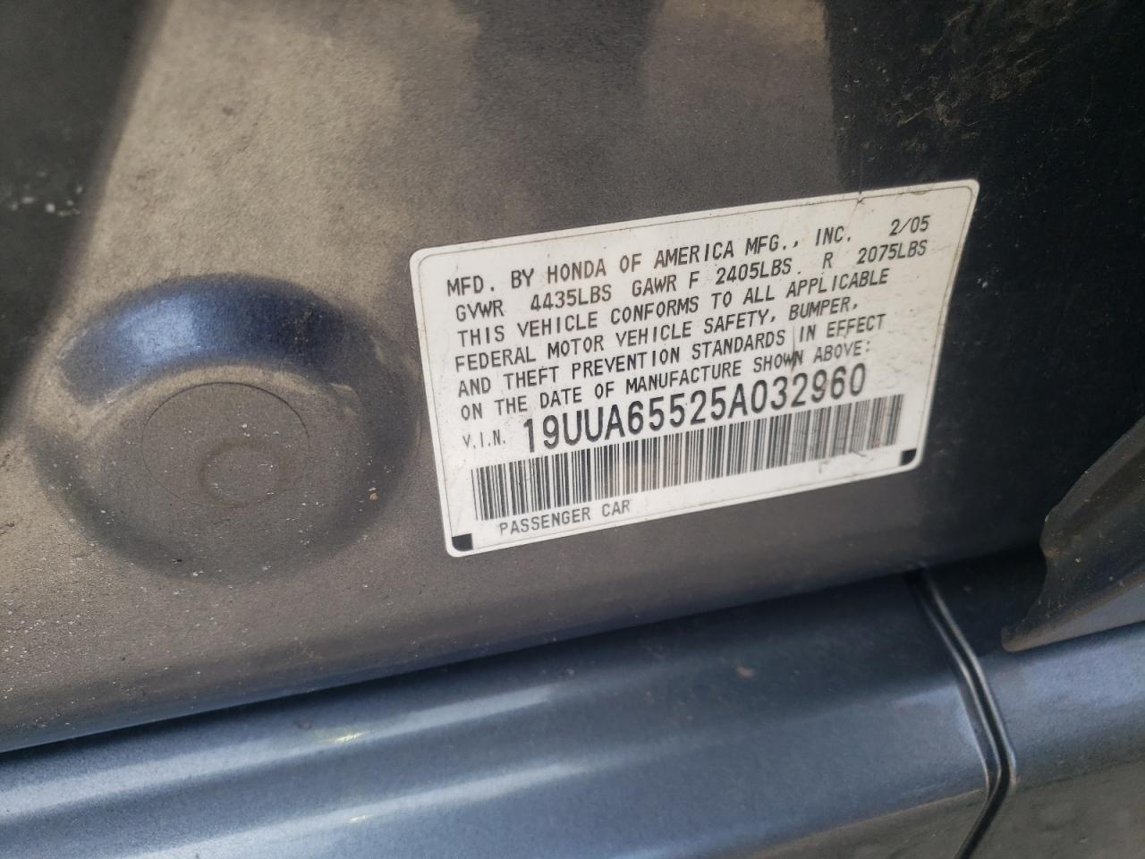 Photo 10 from auction – 2005 ACURA TL with VIN 19UUA65525A032960