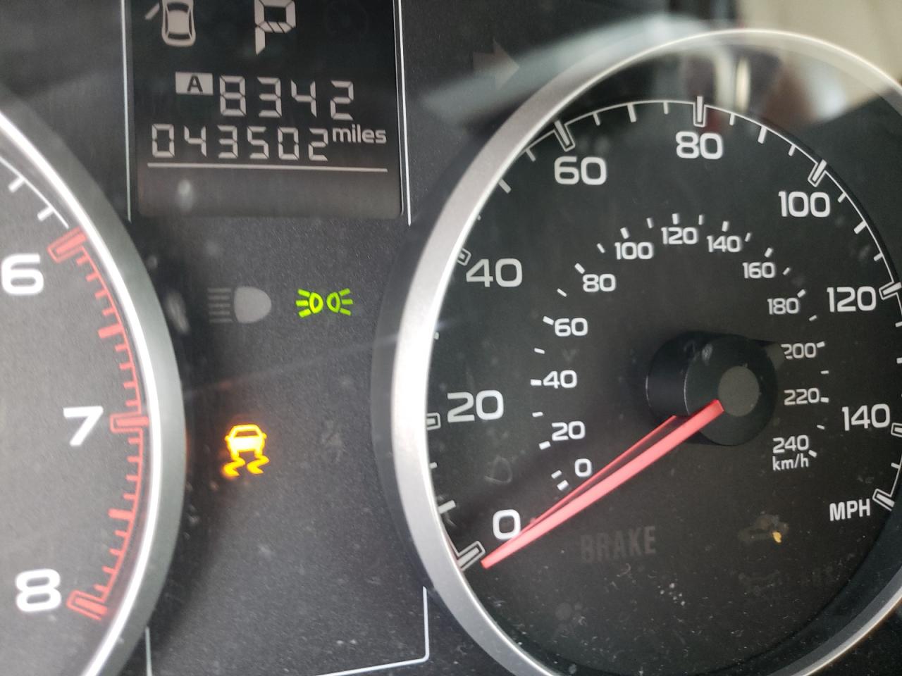 Photo 8 from auction – 2014 SUBARU LEGACY 2.5 with VIN 4S3BMBC68E3034069