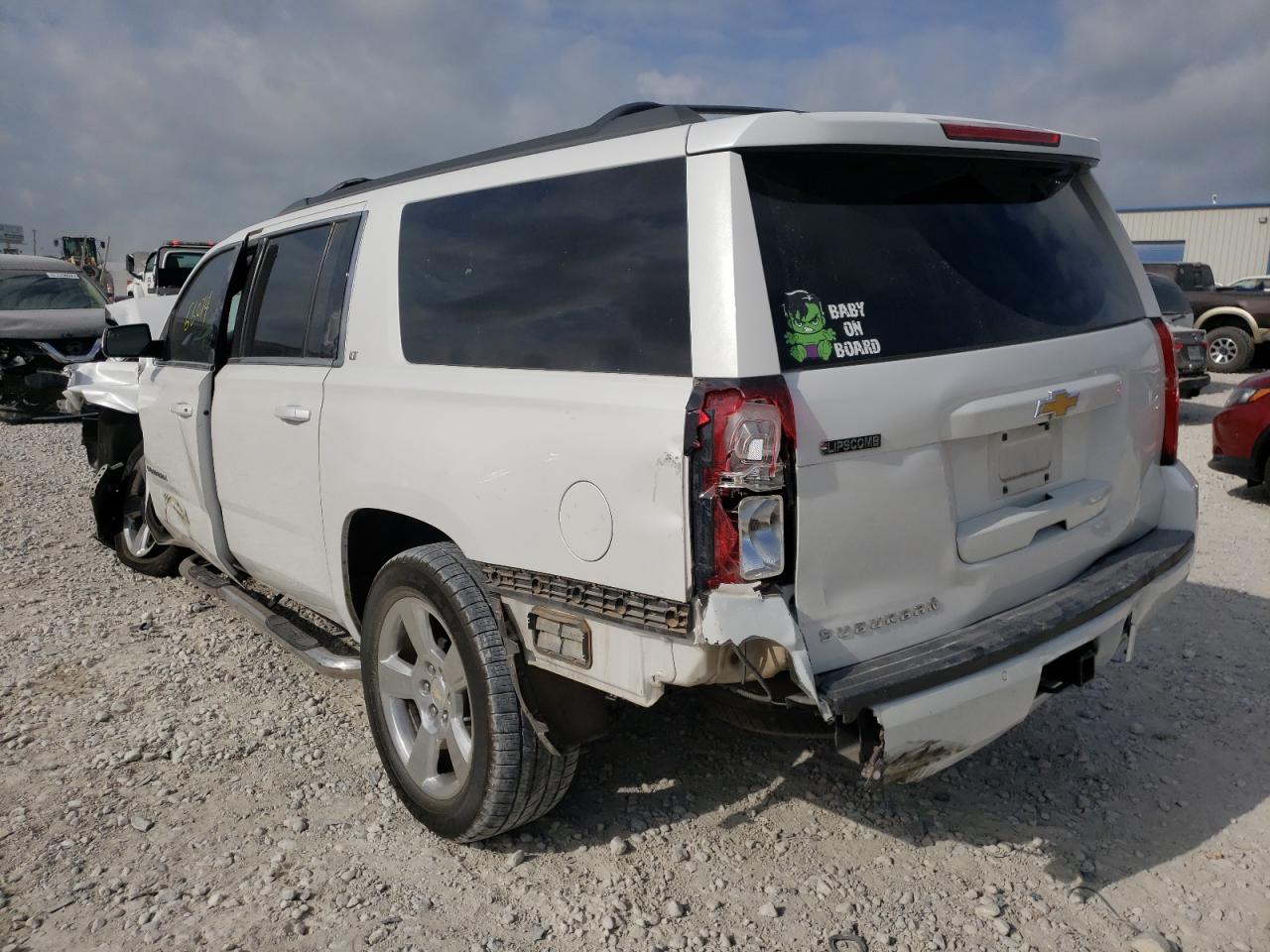 Photo 3 from auction – 2017 CHEVROLET SUBURBAN C with VIN 1GNSCHKC5HR401578