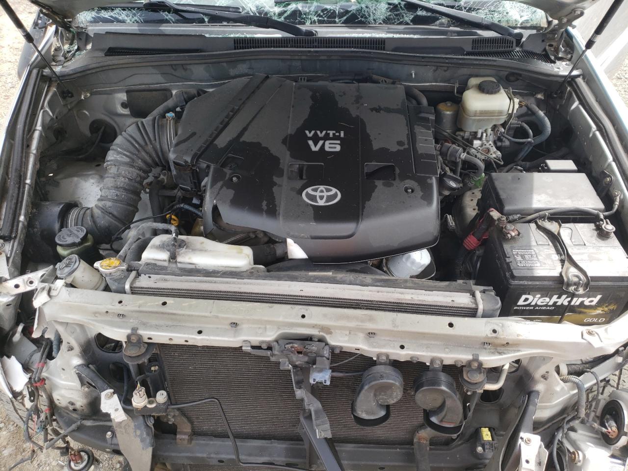 Photo 7 from auction – 2005 TOYOTA 4RUNNER SR with VIN JTEZU14R958040527