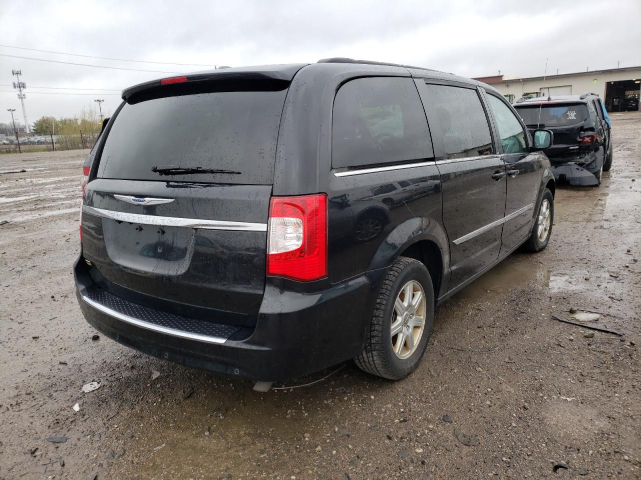 Photo 4 from auction – 2012 CHRYSLER TOWN & COU with VIN 2C4RC1BG3CR181233