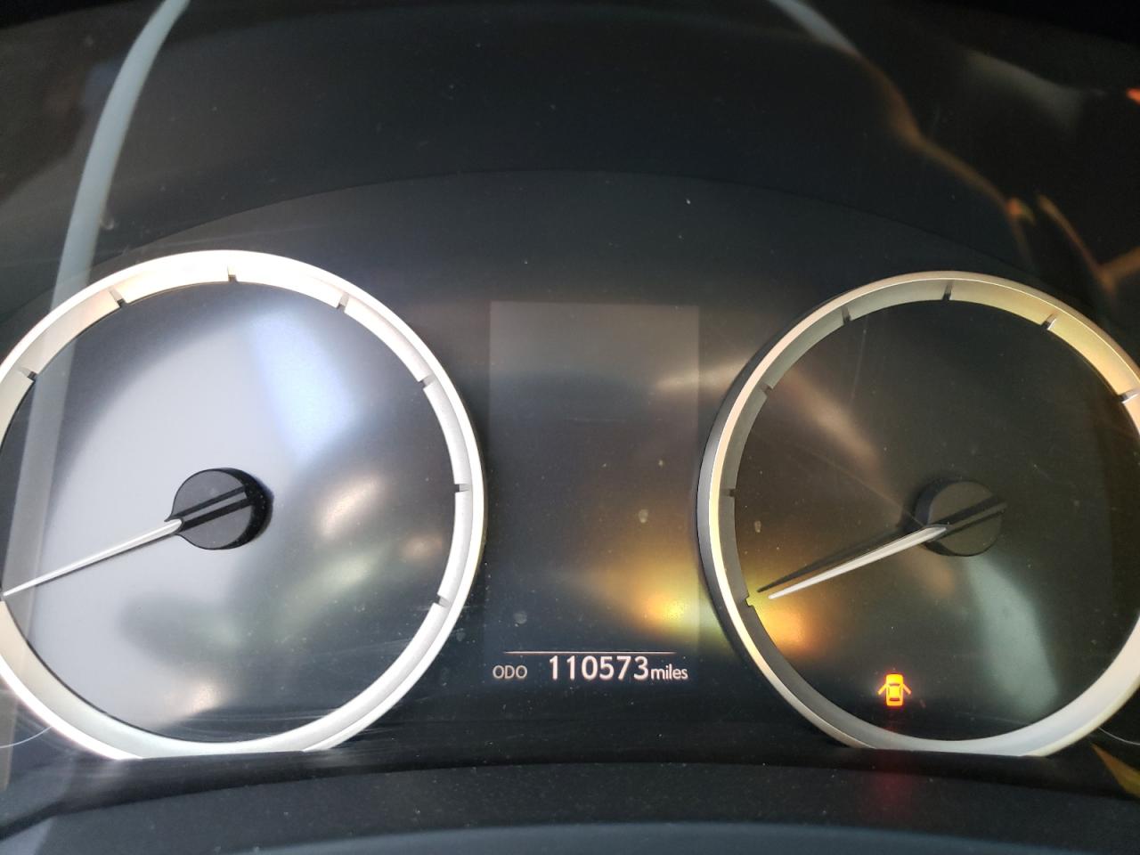 Photo 8 from auction – 2014 LEXUS IS 350 with VIN JTHBE1D28E5001319