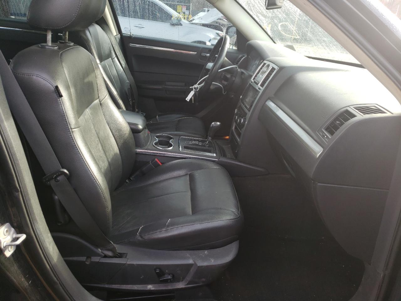 Photo 5 from auction – 2009 CHRYSLER 300 TOURIN with VIN 2C3LA53VX9H570809