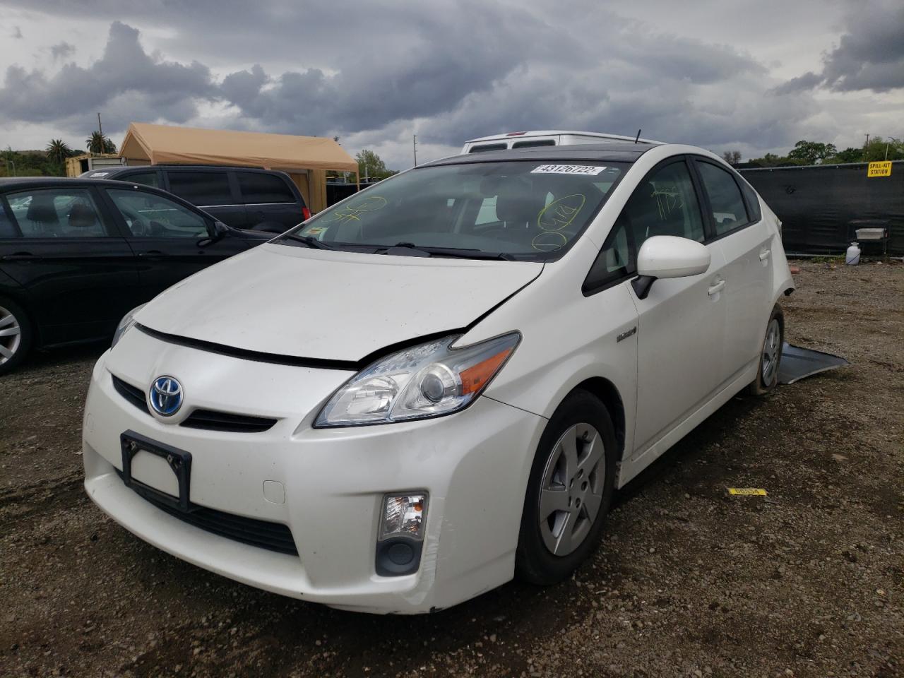 Photo 2 from auction – 2011 TOYOTA PRIUS with VIN JTDKN3DU1B0278563