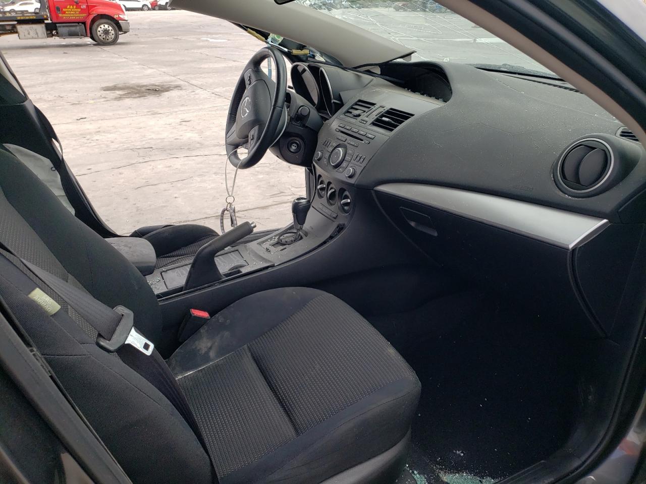 Photo 5 from auction – 2012 MAZDA 3 I with VIN JM1BL1L72C1631023