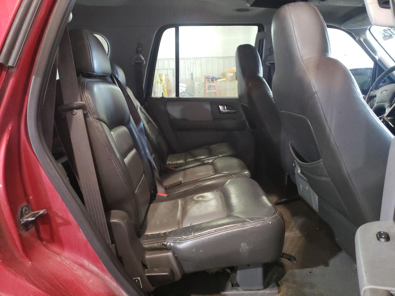 Photo 6 from auction – 2006 FORD EXPEDITION with VIN 1FMPU16506LA15421