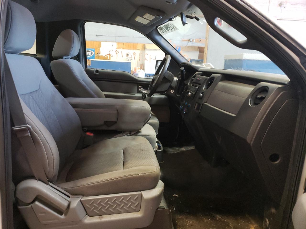 Photo 5 from auction – 2013 FORD F150 with VIN 1FTNF1CF3DKE78773