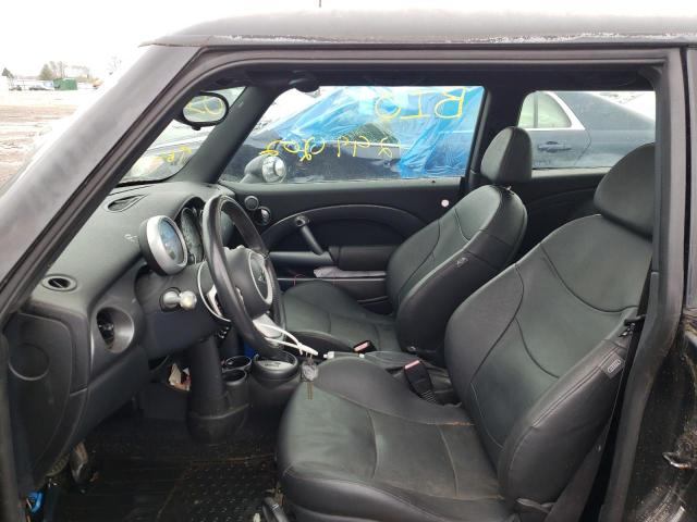 Photo 5 from auction – 2005 MINI COOPER S with VIN WMWRE335X5TG98947
