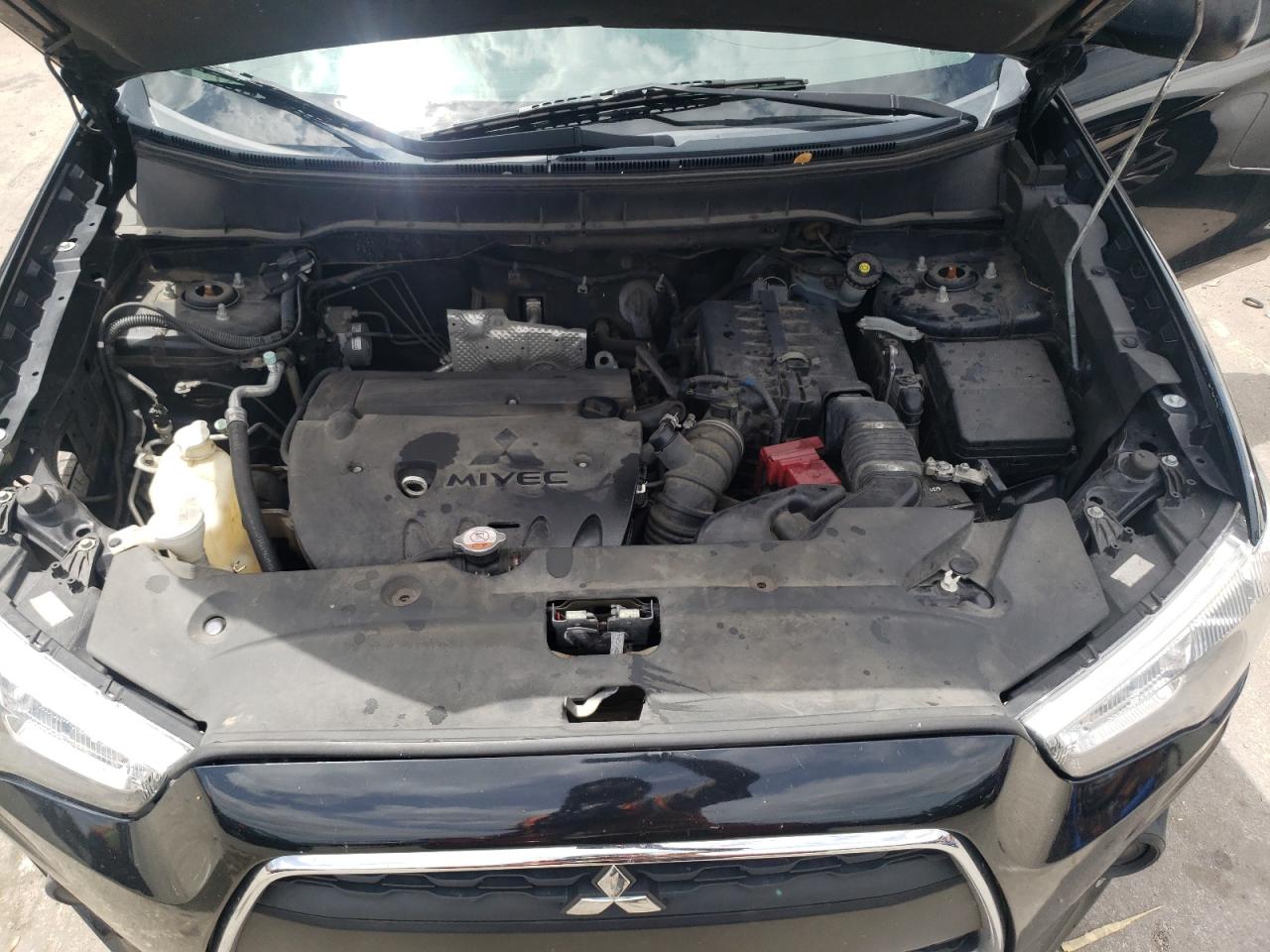 Photo 7 from auction – 2014 MITSUBISHI OUTLANDER with VIN 4A4AR3AU3EE011414