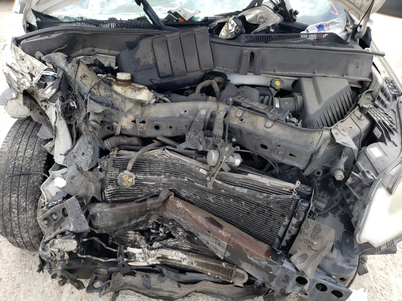Photo 7 from auction – 2011 CHEVROLET TRAVERSE L with VIN 1GNKRFED9BJ180838