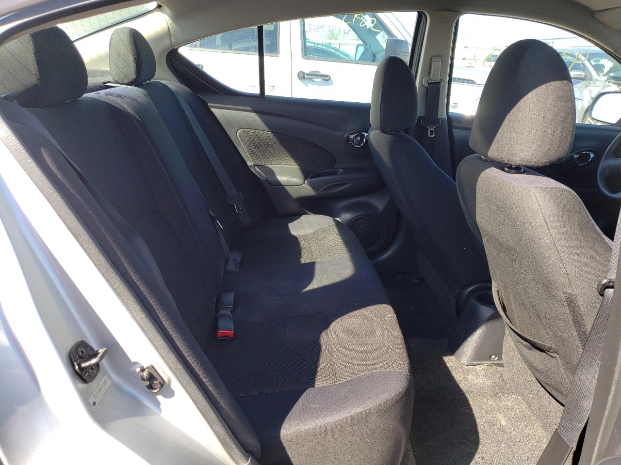 Photo 6 from auction – 2012 NISSAN VERSA S with VIN 3N1CN7AP4CL818909
