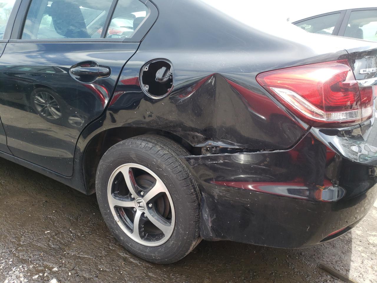 Photo 9 from auction – 2015 HONDA CIVIC SE with VIN 2HGFB2F76FH527244