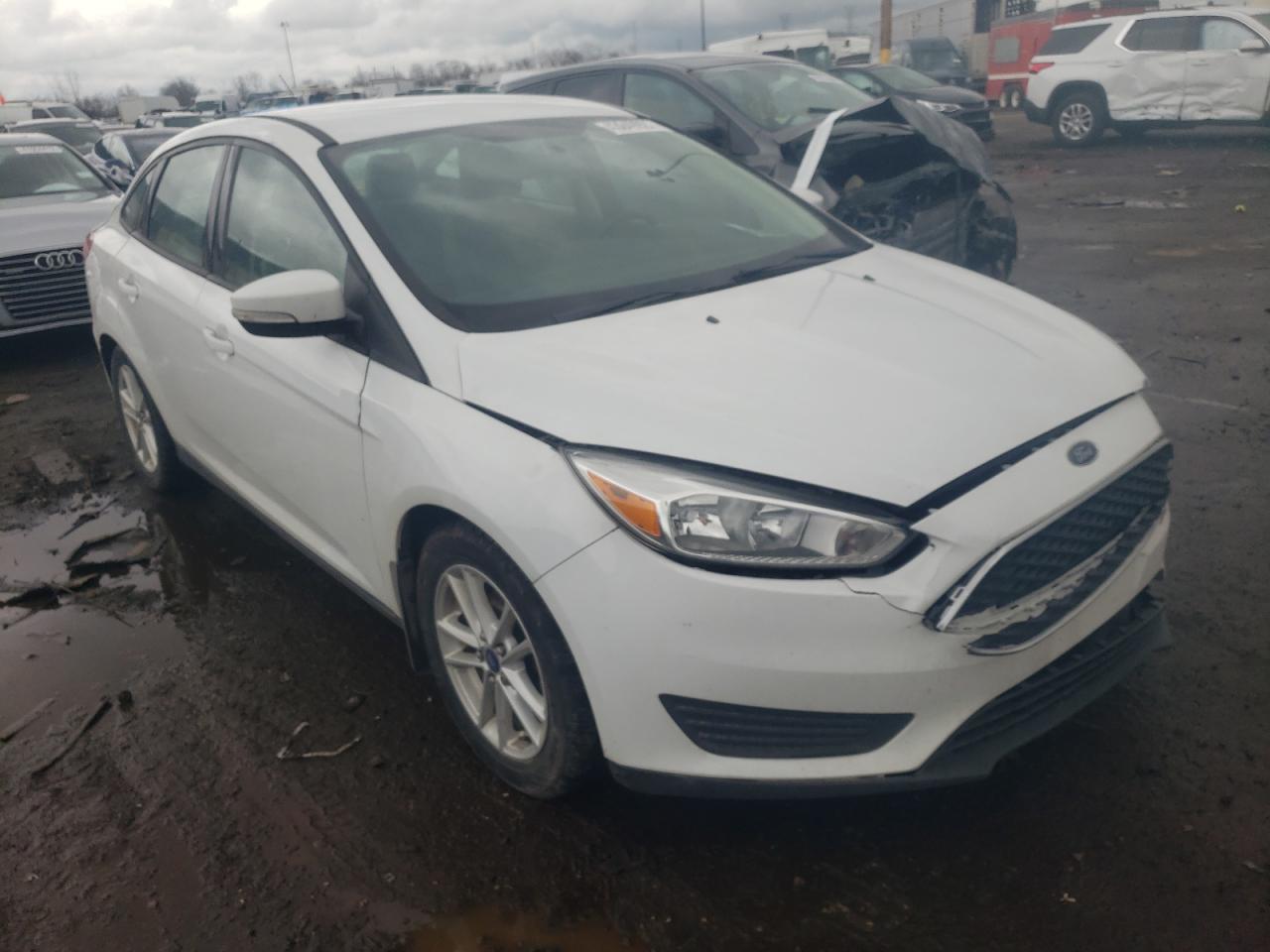 FORD FOCUS SE 2015 with VIN 1FADP3F29FL254746 - Photo from auction
