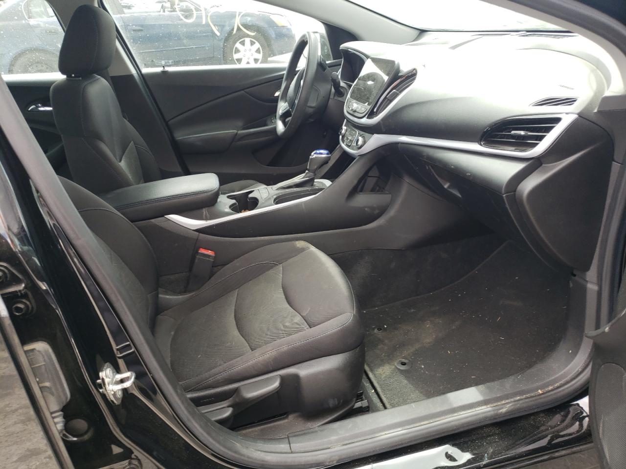 Photo 5 from auction – 2018 CHEVROLET VOLT LT with VIN 1G1RC6S56JU143404