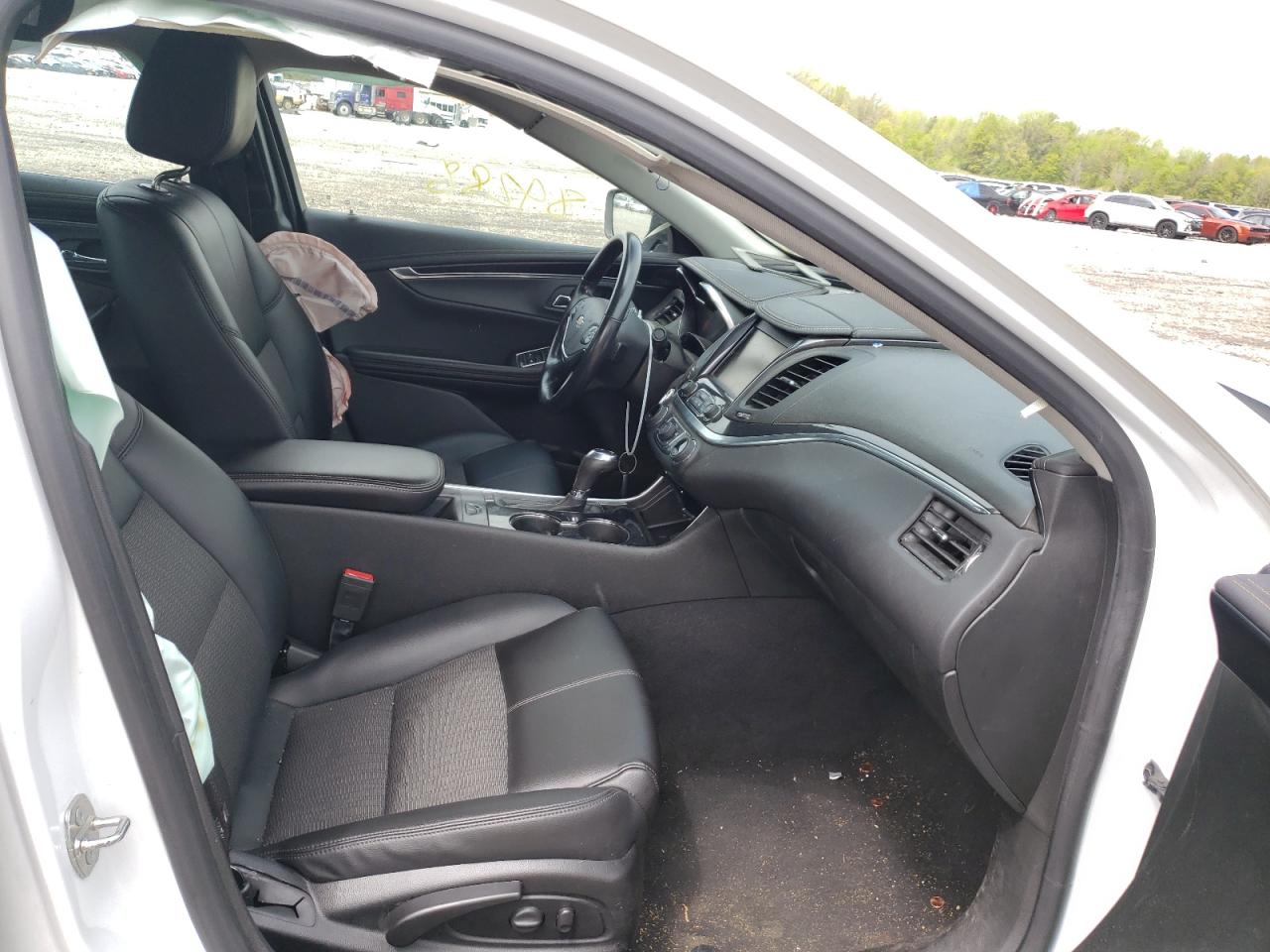 Photo 5 from auction – 2018 CHEVROLET IMPALA LT with VIN 2G1105S33J9131075
