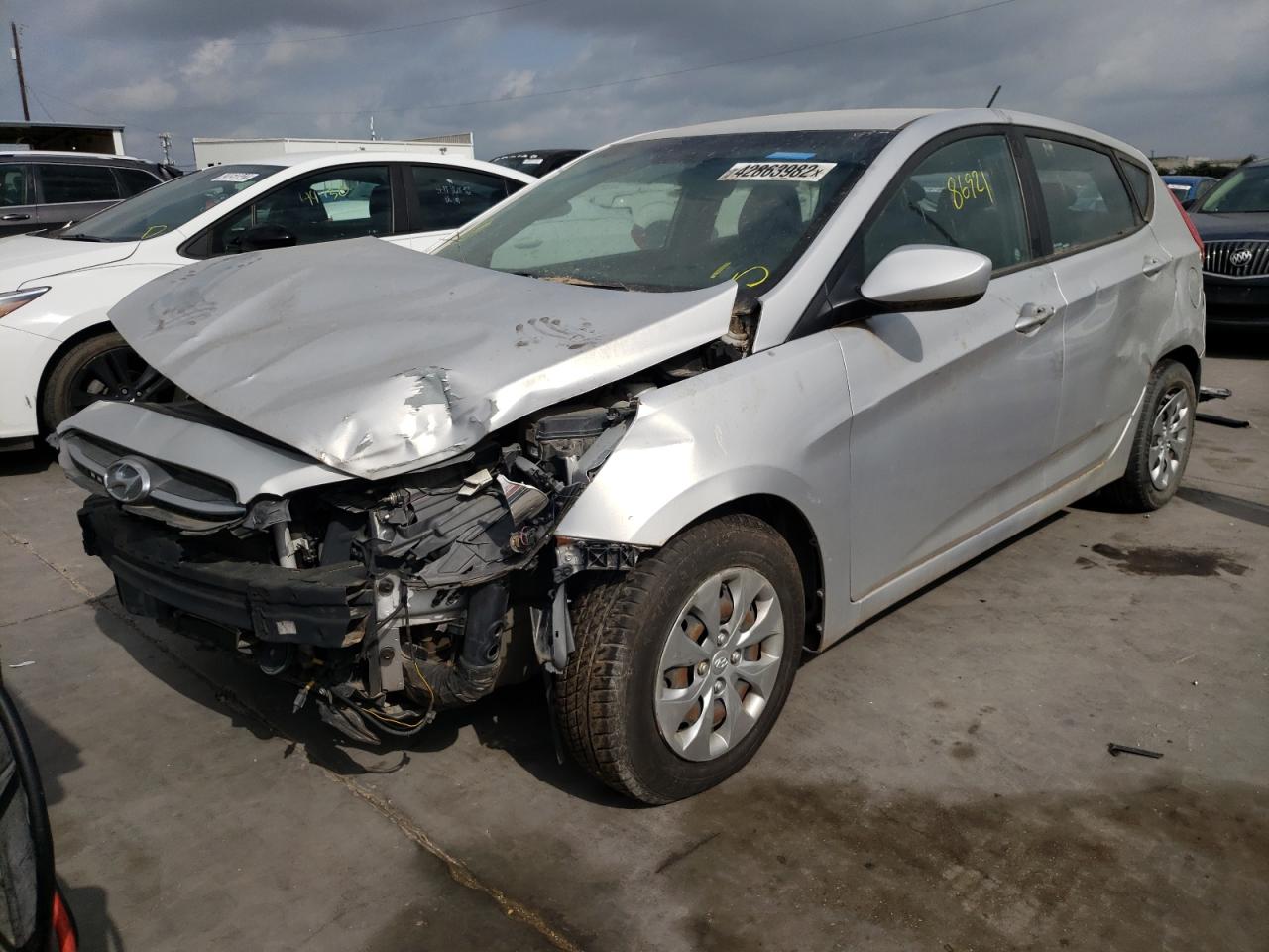 Photo 2 from auction – 2016 HYUNDAI ACCENT SE with VIN KMHCT5AE4GU288096