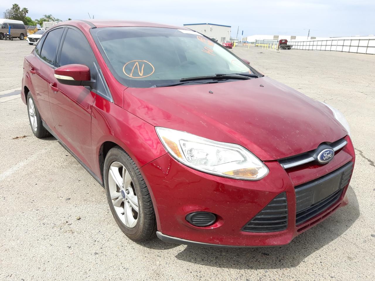 FORD FOCUS SE 2013 with VIN 1FADP3F29DL324338 - Photo from auction