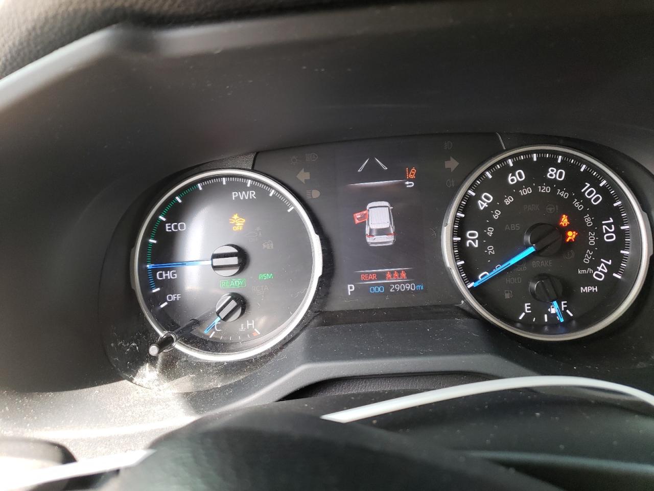 Photo 8 from auction – 2021 TOYOTA RAV4 XLE with VIN JTMR6RFV4MD014981