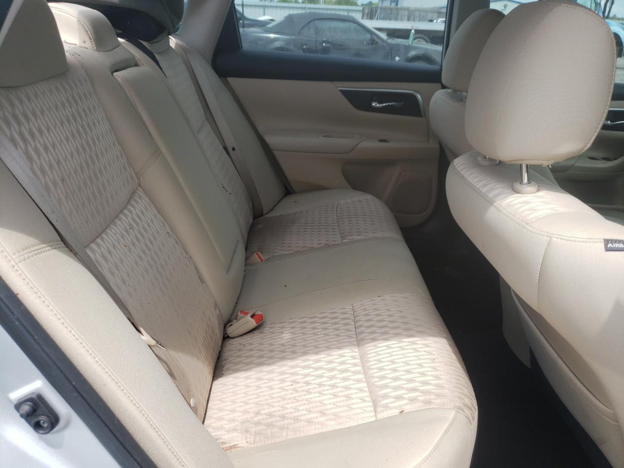 Photo 6 from auction – 2016 NISSAN ALTIMA 2.5 with VIN 1N4AL3AP0GC145532